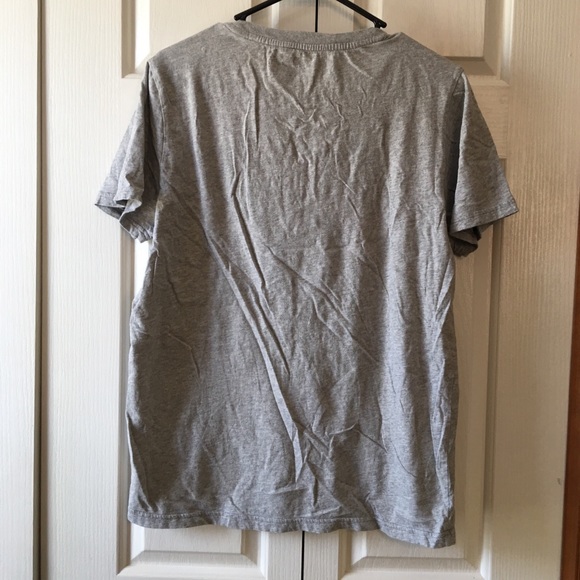Aeropostale Gray T-shirt with design. Med - Picture 4 of 4